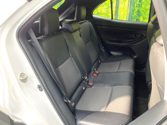 TOYOTA YARIS CROSS HYBRID 2023