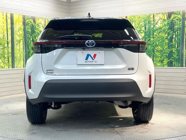 TOYOTA YARIS CROSS HYBRID 2023