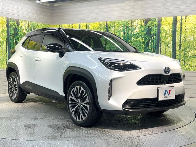 TOYOTA YARIS CROSS HYBRID 2023