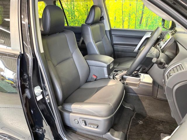 TOYOTA LANDCRUISER PRADO 2023