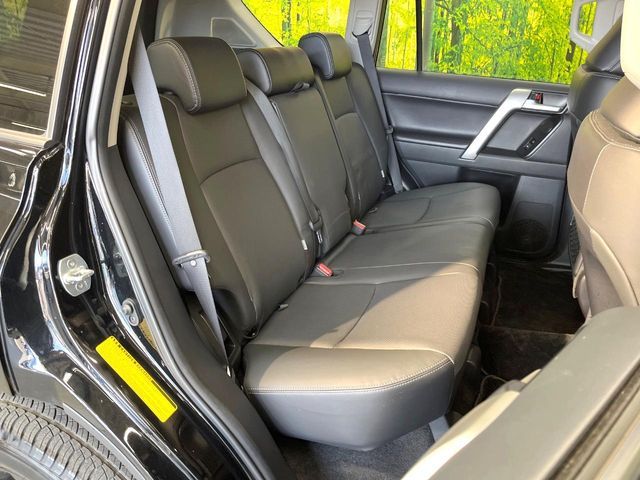 TOYOTA LANDCRUISER PRADO 2023