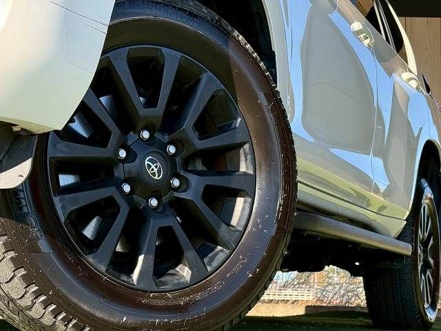 TOYOTA LANDCRUISER PRADO 2022