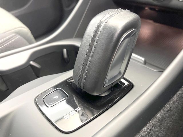 VOLVO VOLVO XC40 2021