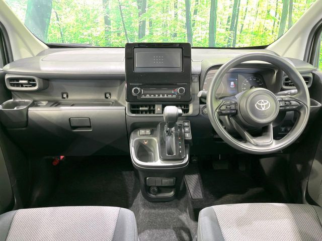 TOYOTA SIENTA HYBRID 2025