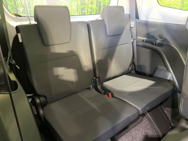 TOYOTA SIENTA HYBRID 2025