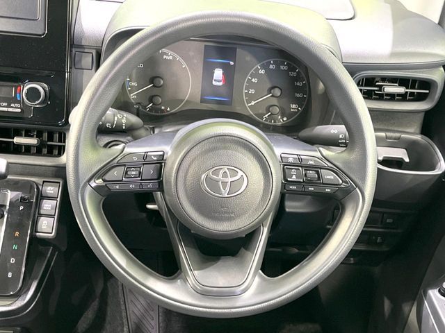 TOYOTA SIENTA HYBRID 2025