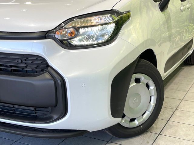 TOYOTA SIENTA HYBRID 2025