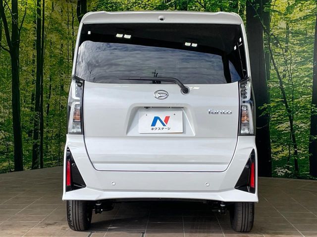 DAIHATSU TANTO CUSTOM 2025