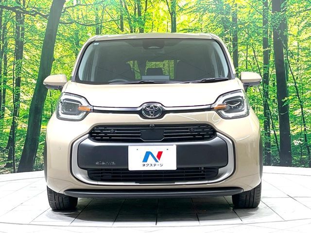 TOYOTA SIENTA HYBRID 2025