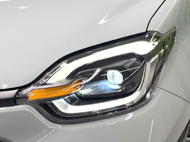 TOYOTA SIENTA HYBRID 2023