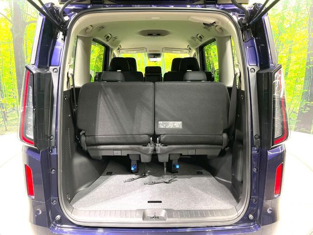 NISSAN SERENA  WG 2023