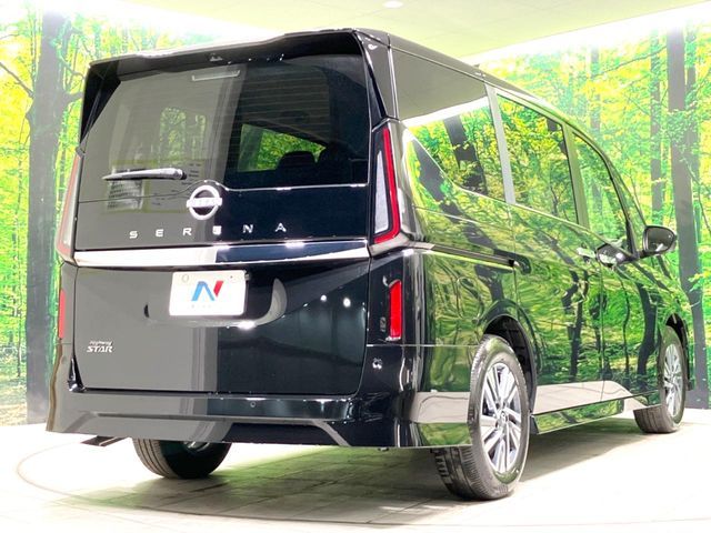 NISSAN SERENA  WG 2025