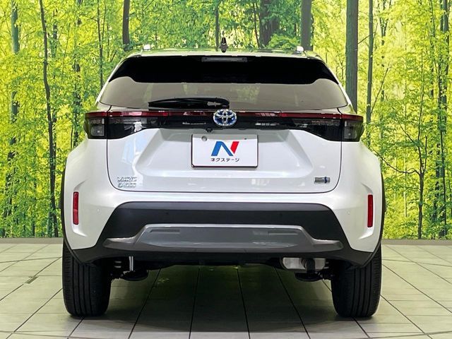 TOYOTA YARIS CROSS HYBRID 2023