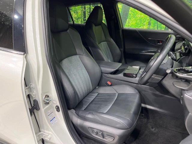 TOYOTA HARRIER 4WD 2021