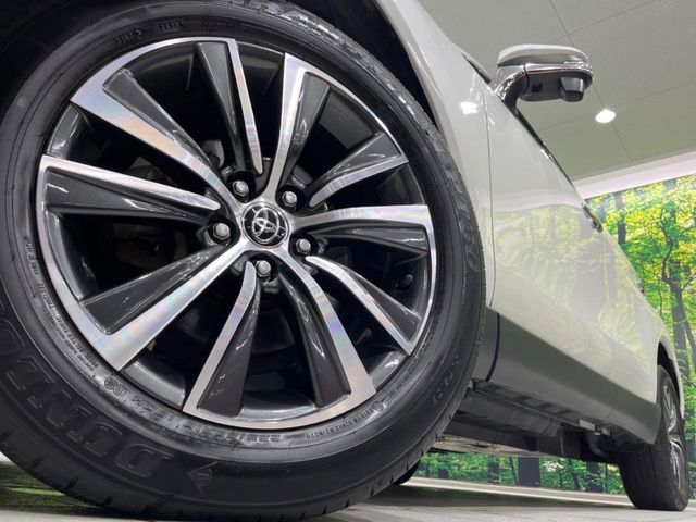 TOYOTA HARRIER 4WD 2021