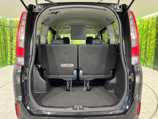 TOYOTA ESQUIRE 4WD 2016