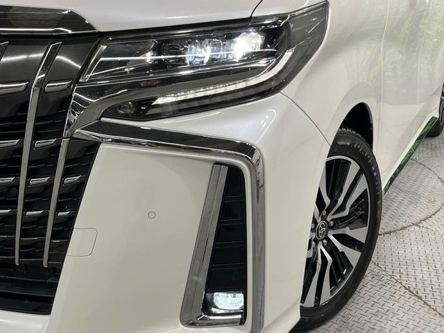 TOYOTA ALPHARD 2018