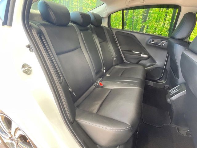 HONDA GRACE HYBRID 2015