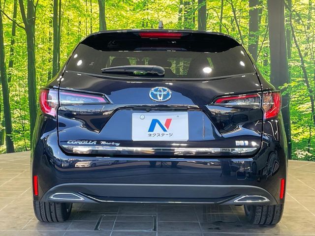 TOYOTA COROLLA TOURING HYBRID 2022