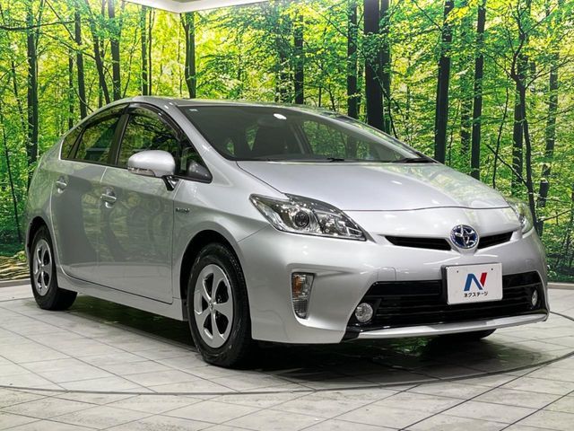 TOYOTA PRIUS 2013