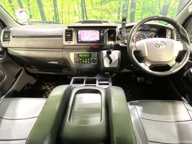 TOYOTA HIACE van 2WD 2014