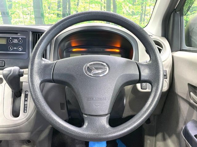 DAIHATSU MIRA e:S 2015