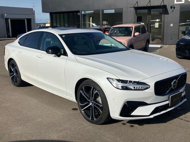 VOLVO VOLVO S90 2023