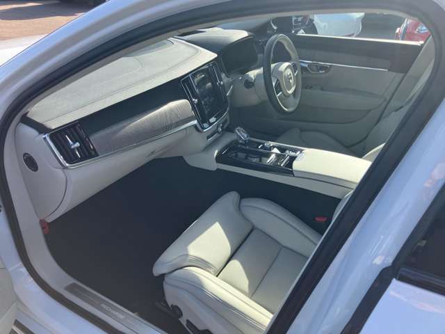 VOLVO VOLVO S90 2023