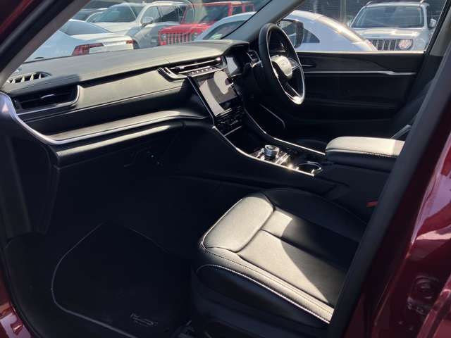 JEEP JEEP GRAND CHEROKEE 2023