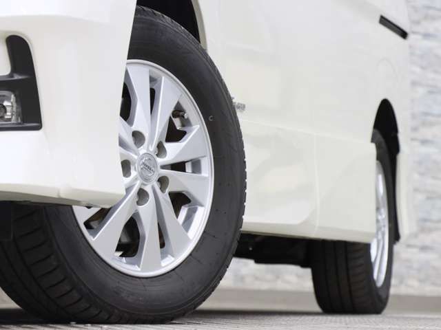 NISSAN SERENA  S-HYBRID 4WD 2017