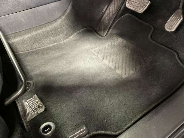 TOYOTA COROLLA FIELDER HYBRID 2022