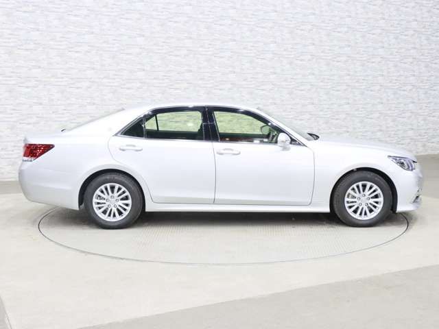 TOYOTA CROWN sedan 2017