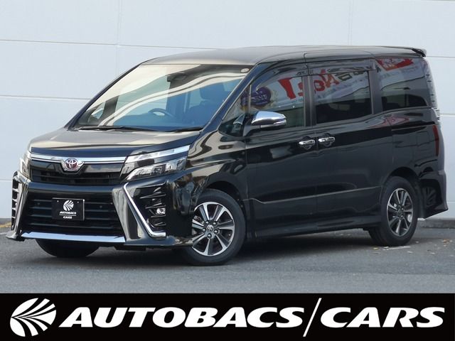 TOYOTA VOXY 2019