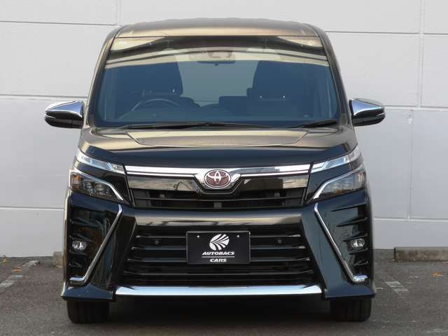 TOYOTA VOXY 2019