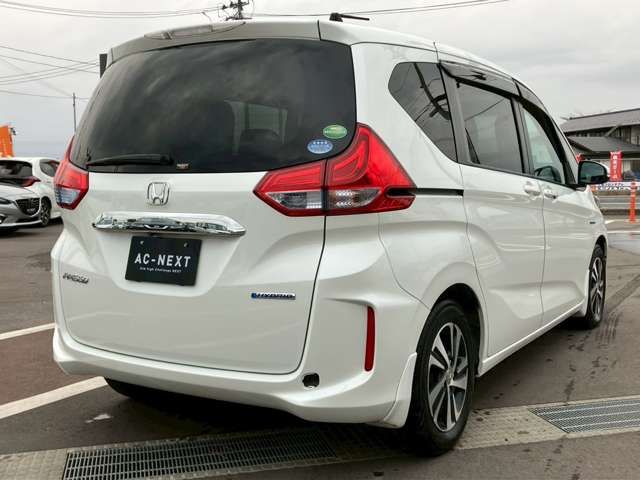 HONDA FREED HYBRID 2019