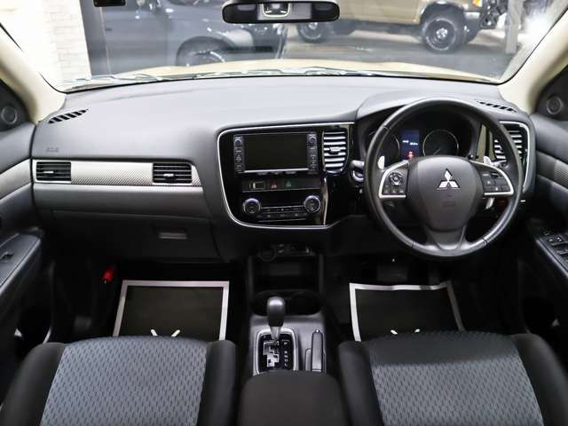 MITSUBISHI OUTLANDER 4WD 2013