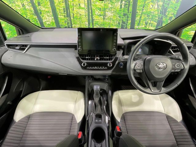 TOYOTA COROLLA TOURING HYBRID 2022