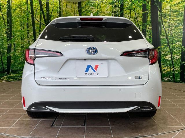 TOYOTA COROLLA TOURING HYBRID 2022