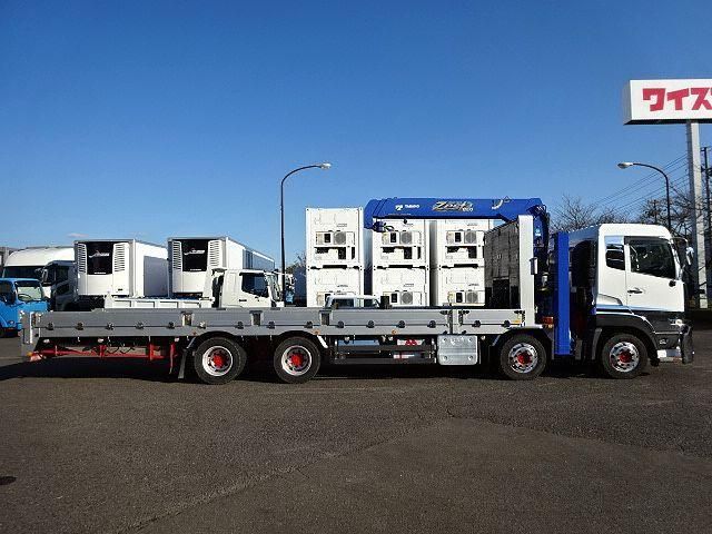 NISSAN DIESEL Quon 2020