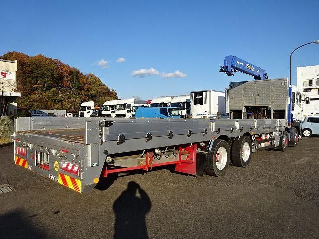 NISSAN DIESEL Quon 2020