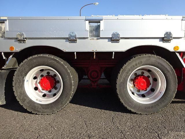 NISSAN DIESEL Quon 2020