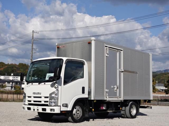 ISUZU ELF 2009