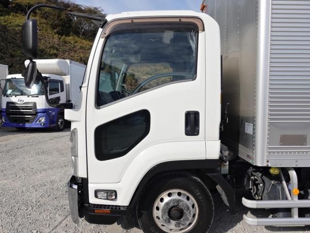 ISUZU FORWARD 2018