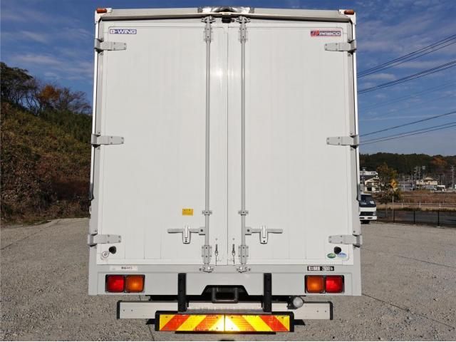 MITSUBISHI FUSOU FIGHTER 2014