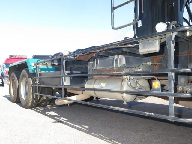 MITSUBISHI FUSOU SUPER GREAT 2012