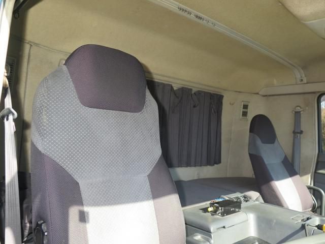 MITSUBISHI FUSOU SUPER GREAT 2012