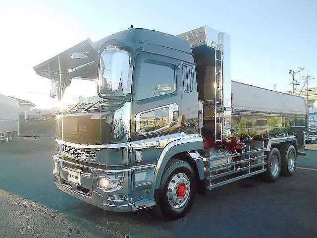 MITSUBISHI FUSOU SUPER GREAT 2018