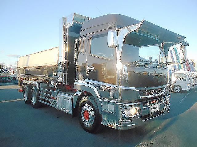 MITSUBISHI FUSOU SUPER GREAT 2018