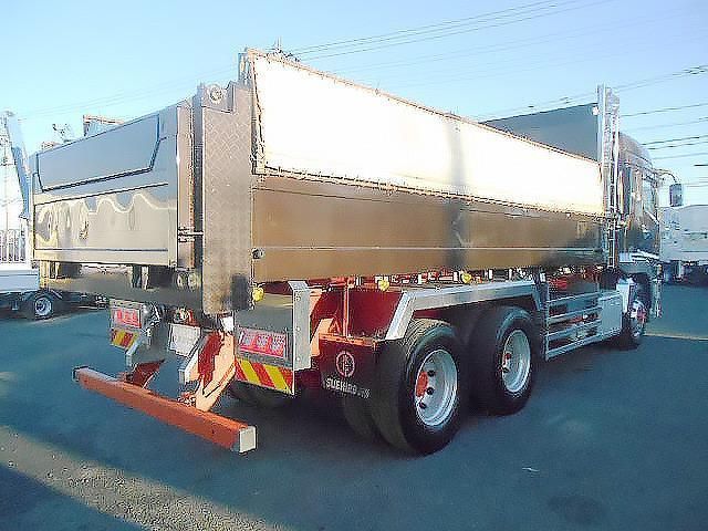 MITSUBISHI FUSOU SUPER GREAT 2018