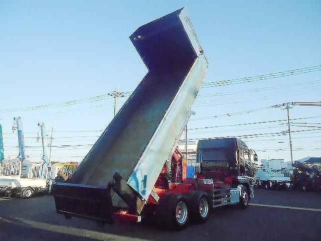 MITSUBISHI FUSOU SUPER GREAT 2018